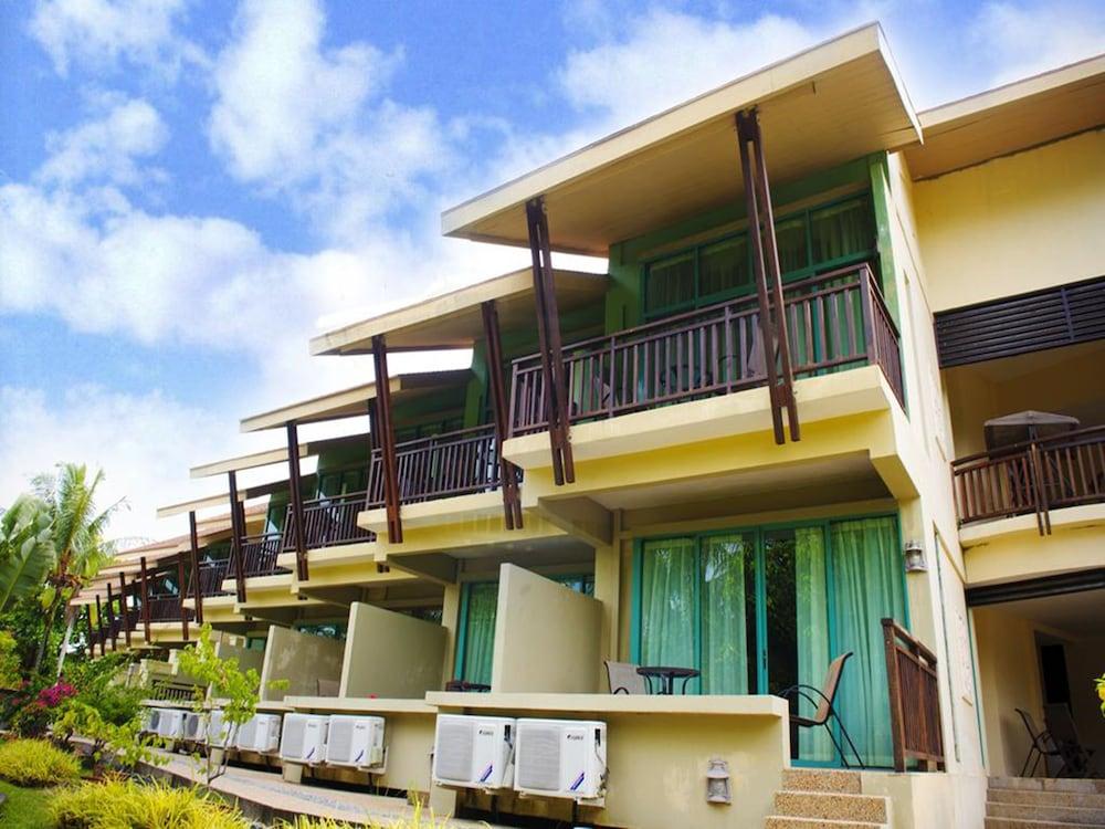 Beringgis Beach Resort & Spa Papar Екстер'єр фото