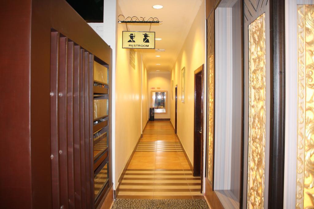 Beringgis Beach Resort & Spa Papar Екстер'єр фото