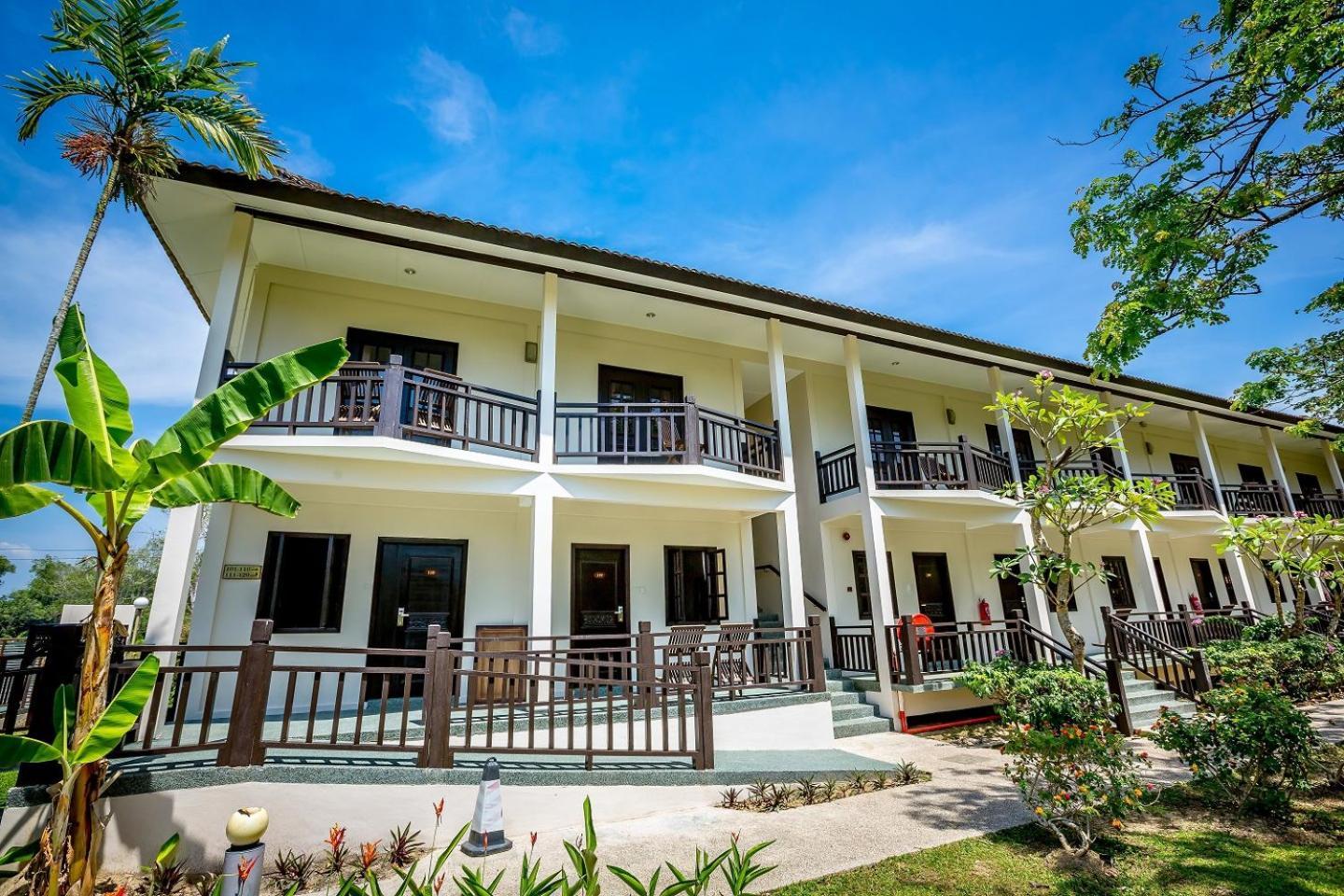 Beringgis Beach Resort & Spa Papar Екстер'єр фото
